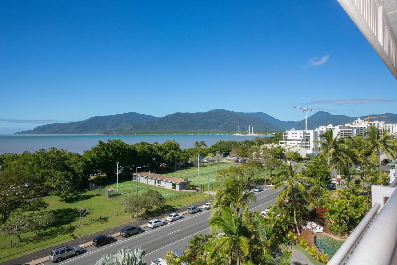 Cairns Luxury Seaview Apartment Extérieur photo