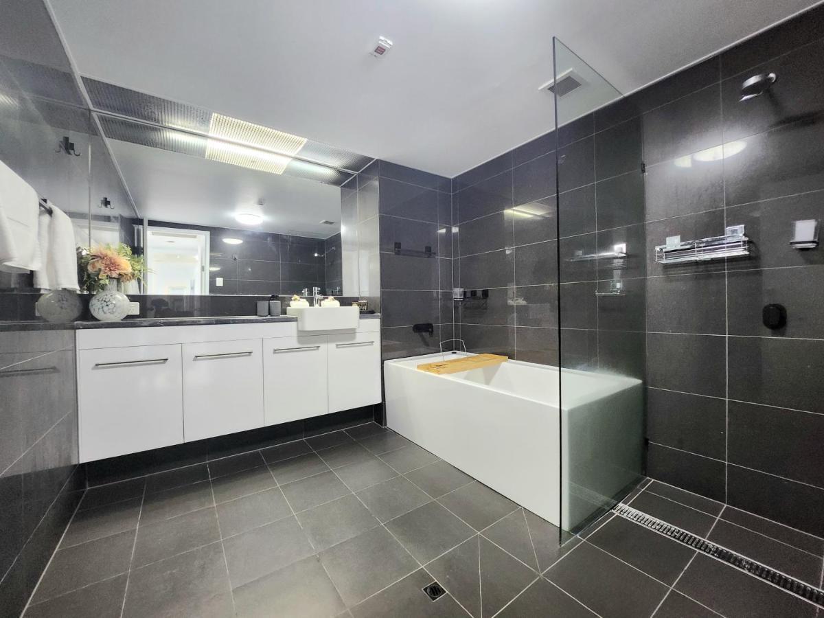 Cairns Luxury Seaview Apartment Extérieur photo